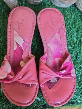 Born Pink Floral Knot Slip-On Sandals